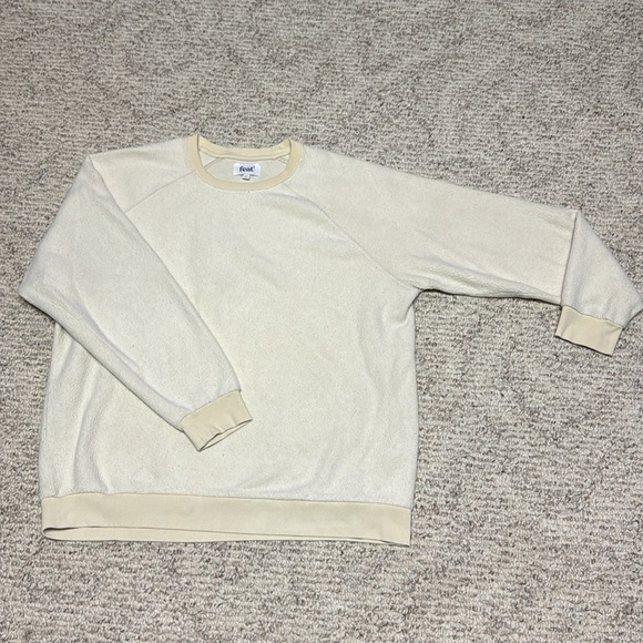 Feat BlanketBlend Sweatshirt and Short Sleep Set - Picture 3 of 6